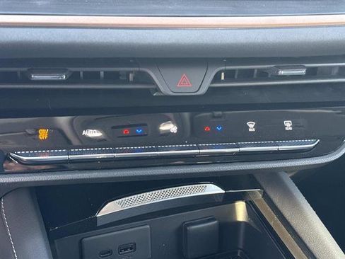 New 2026 Buick Envision Sport Touring image 24