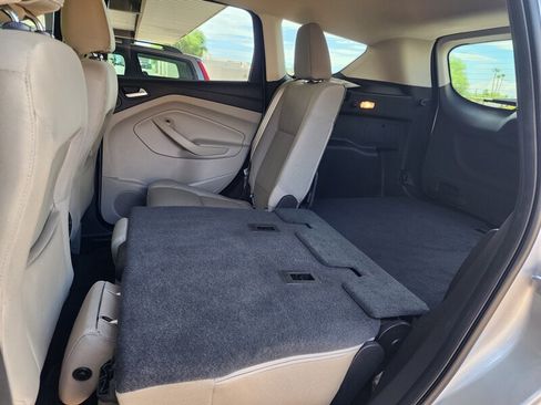 Used 2017 Ford Escape SE w/ Equipment Group 201A AWD/4WD image 78