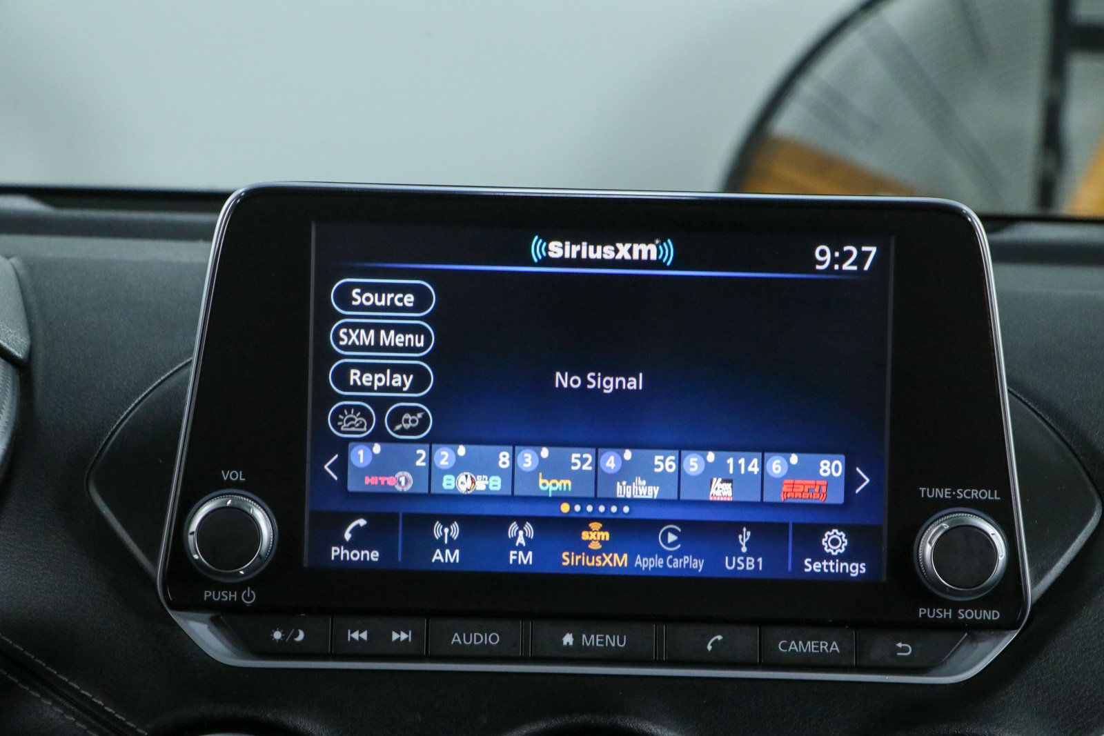 Used 2025 Nissan Sentra SV FWD image 19