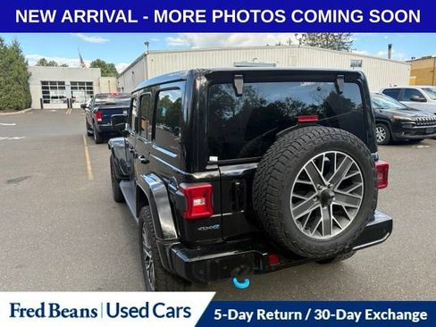 Used 2024 Jeep Wrangler High Altitude AWD/4WD image 7