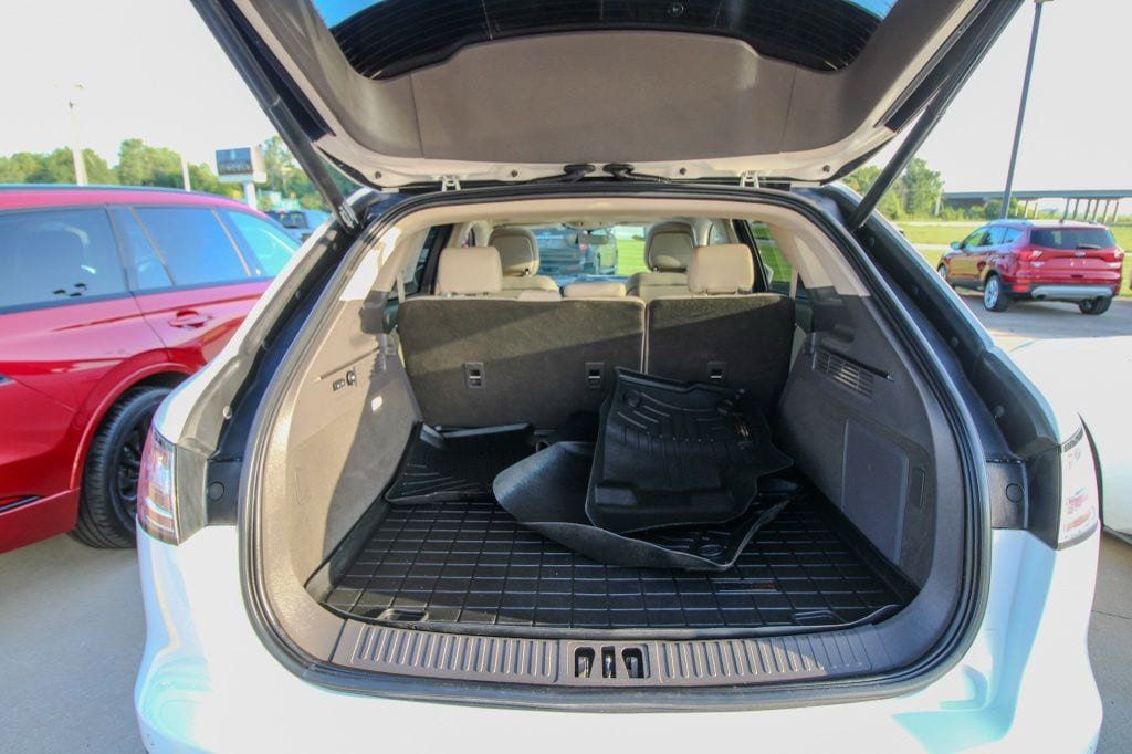 Used 2020 Lincoln Nautilus Reserve AWD/4WD image 5