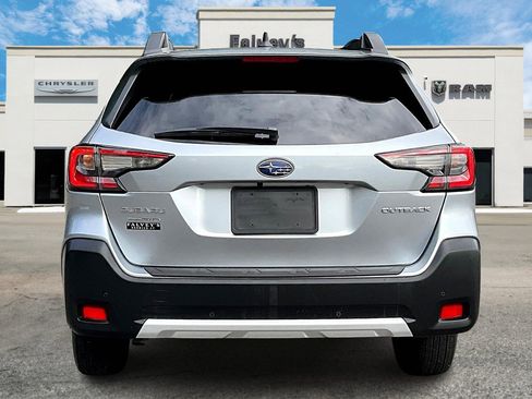 Used 2024 Subaru Outback Limited image 4
