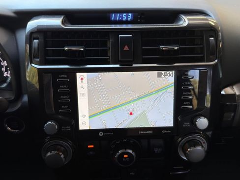 Used 2021 Toyota 4Runner Venture w/ Moonroof Package AWD/4WD image 16