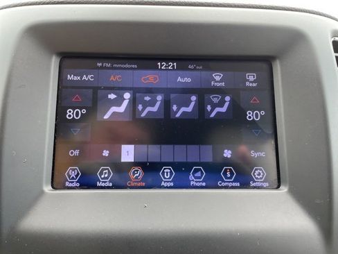 Used 2018 Jeep Compass Latitude w/ Popular Equipment Group image 34