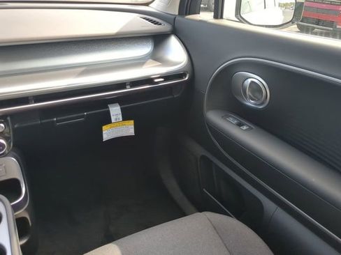 New 2026 Hyundai Ioniq 9 SE image 15