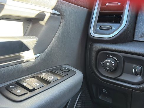 Used 2022 RAM 1500 Big Horn image 14