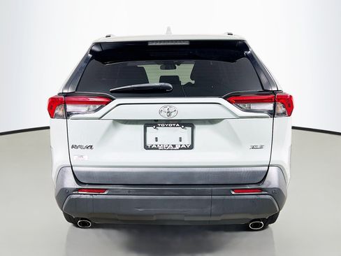 Used 2023 Toyota RAV4 XLE Premium FWD image 6