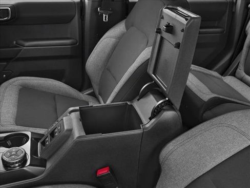 New 2026 Ford Bronco 4-Door AWD/4WD image 10