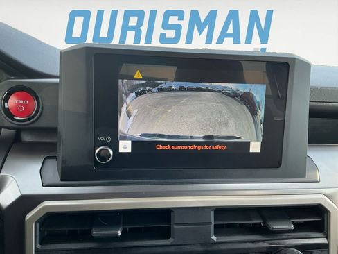 Certified 2025 Toyota Tacoma TRD Sport image 21