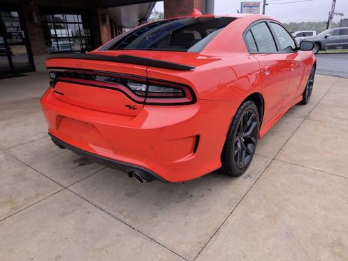Used 2021 Dodge Charger R/T w/ Driver Convenience Group RWD image 8
