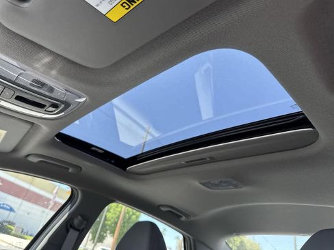 New 2025 Hyundai Elantra SEL image 8