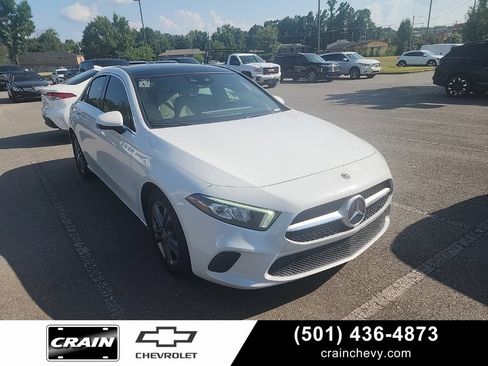 Used 2020 Mercedes-Benz A 220 image 1