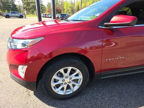 Used 2020 Chevrolet Equinox LT w/ Driver Convenience Package AWD/4WD image 31
