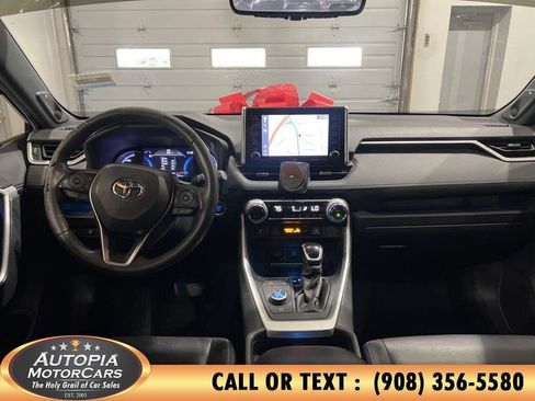 Used 2020 Toyota RAV4 XSE image 20