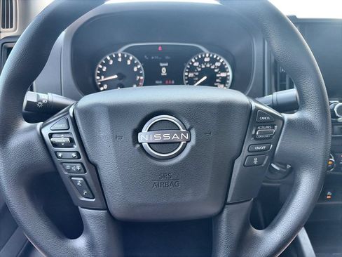 Used 2025 Nissan Frontier S AWD/4WD image 21