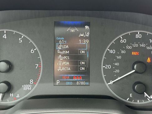 Used 2025 Toyota Corolla LE w/ Convenience Package image 15