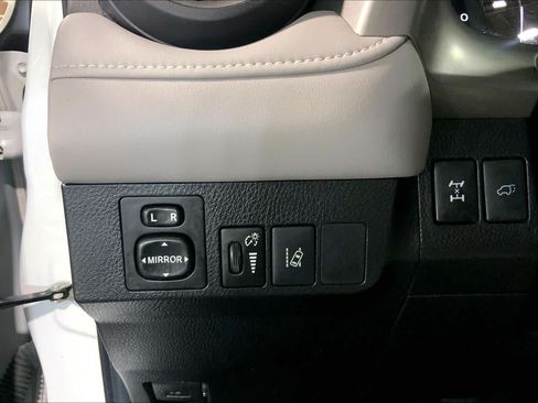 Used 2017 Toyota RAV4 Limited w/ All Weather Liner Package AWD/4WD image 35