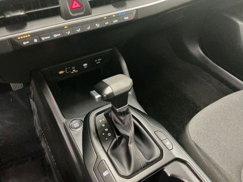 Used 2025 Kia K4 FWD image 37