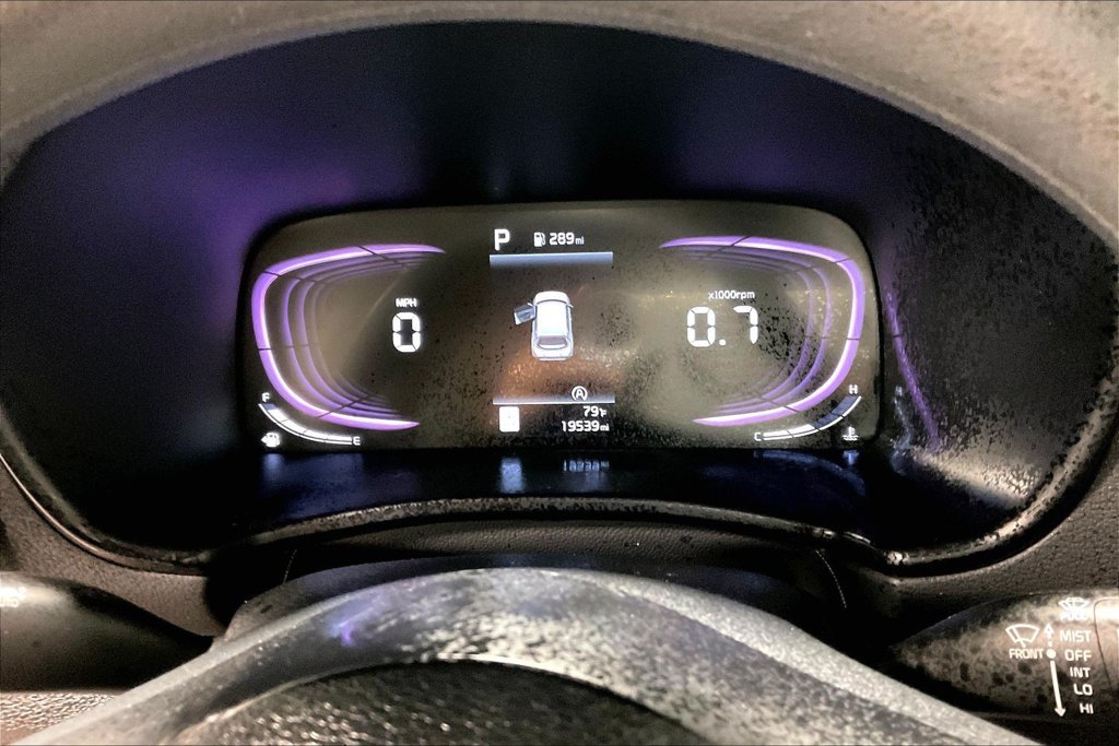 Used 2025 Kia Soul LX w/ LX Technology Package FWD image 26