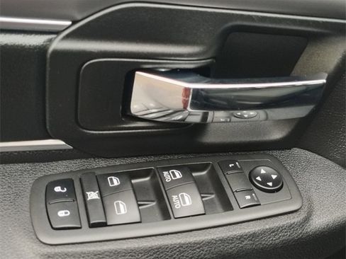 Used 2022 RAM 1500 Classic Warlock image 11