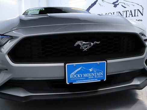 Used 2023 Ford Mustang Premium image 9