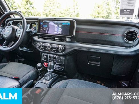 Used 2024 Jeep Wrangler Rubicon image 24