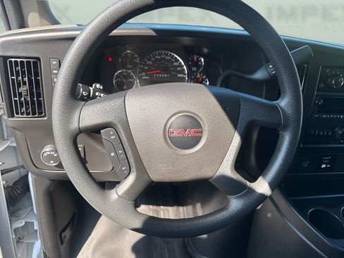 Used 2023 GMC Savana 2500 w/ Driver Convenience Package image 10
