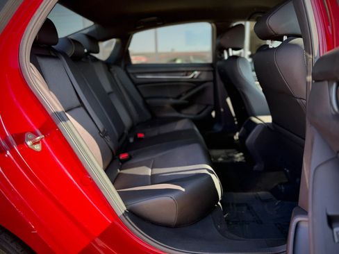 Used 2019 Honda Accord Sport image 15