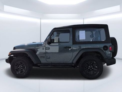 Used 2025 Jeep Wrangler Sport AWD/4WD image 6