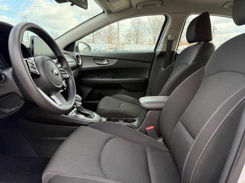 Used 2020 Kia Forte LXS image 8
