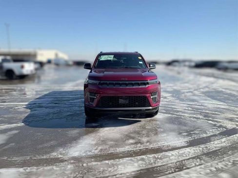 New 2026 Jeep Grand Wagoneer L Limited image 2