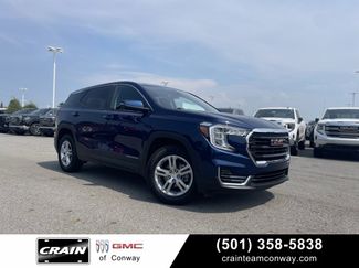 Used 2023 GMC Terrain SLE video 1
