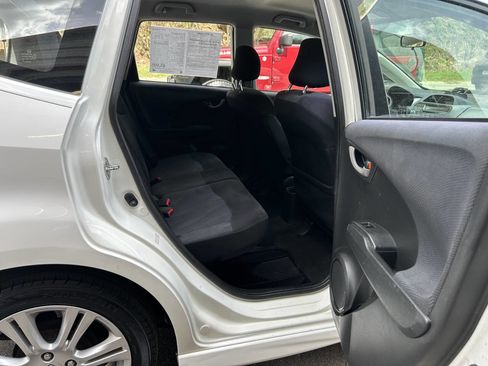Used 2010 Honda Fit Sport image 20