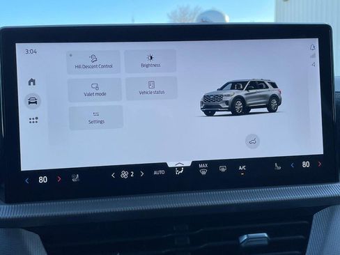 Used 2025 Ford Explorer Active w/ Active Comfort Package image 36