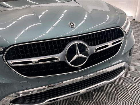 Certified 2025 Mercedes-Benz GLC 300 image 31
