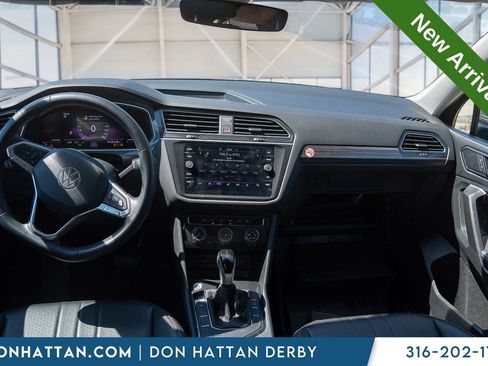 Used 2024 Volkswagen Tiguan SE FWD image 4