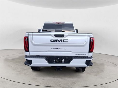 Certified 2024 GMC Sierra 3500 Denali Ultimate image 4