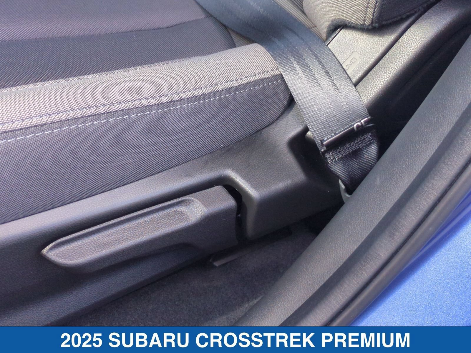 Certified 2025 Subaru Crosstrek 2.5i Premium AWD/4WD image 27
