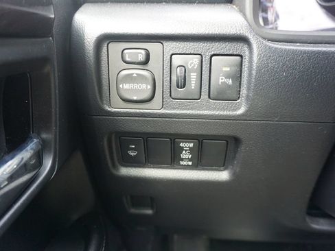 Used 2019 Toyota 4Runner Limited RWD image 4