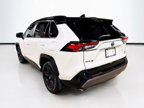 Used 2021 Toyota RAV4 XSE image 5