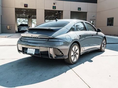 New 2025 Hyundai Ioniq 6 SE RWD image 7
