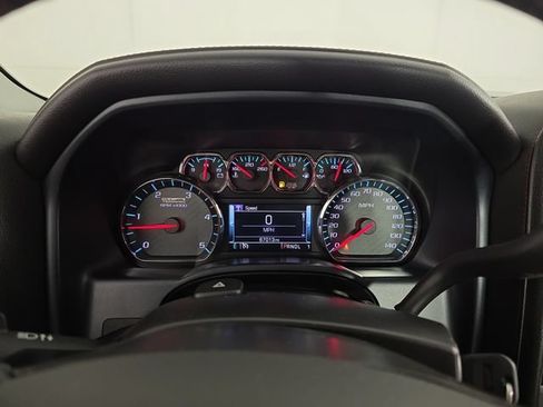 Used 2018 GMC Sierra 2500 SLT w/ Duramax Plus Package AWD/4WD image 15