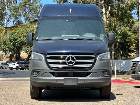 Used 2024 Mercedes-Benz Sprinter 144 Cargo image 8