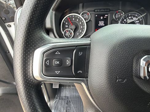 Used 2025 RAM 2500 Big Horn image 27