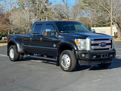 Used 2015 Ford F450 Platinum image 4