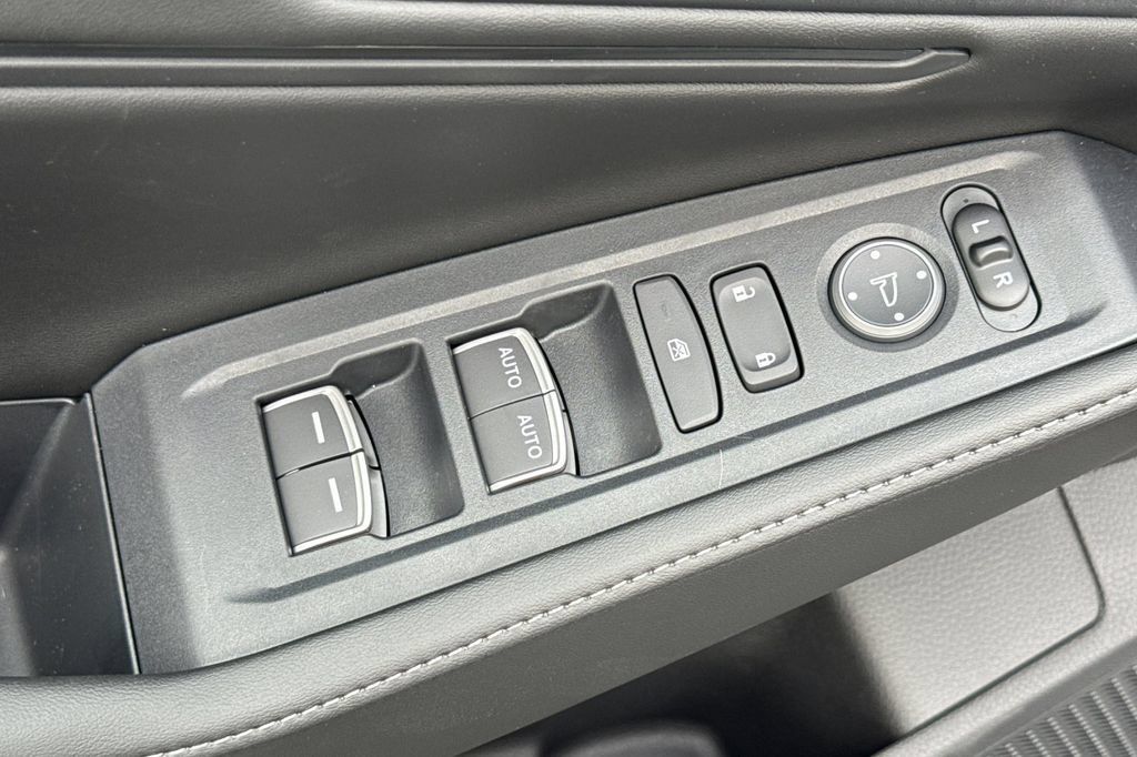 Used 2026 Honda Accord Sport image 7