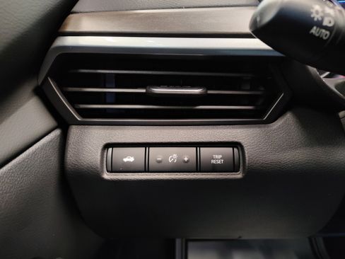 New 2025 Nissan Altima 2.5 SV image 23