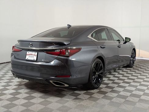 Used 2022 Lexus ES 350 F Sport w/ Accessory Package 2 FWD image 3