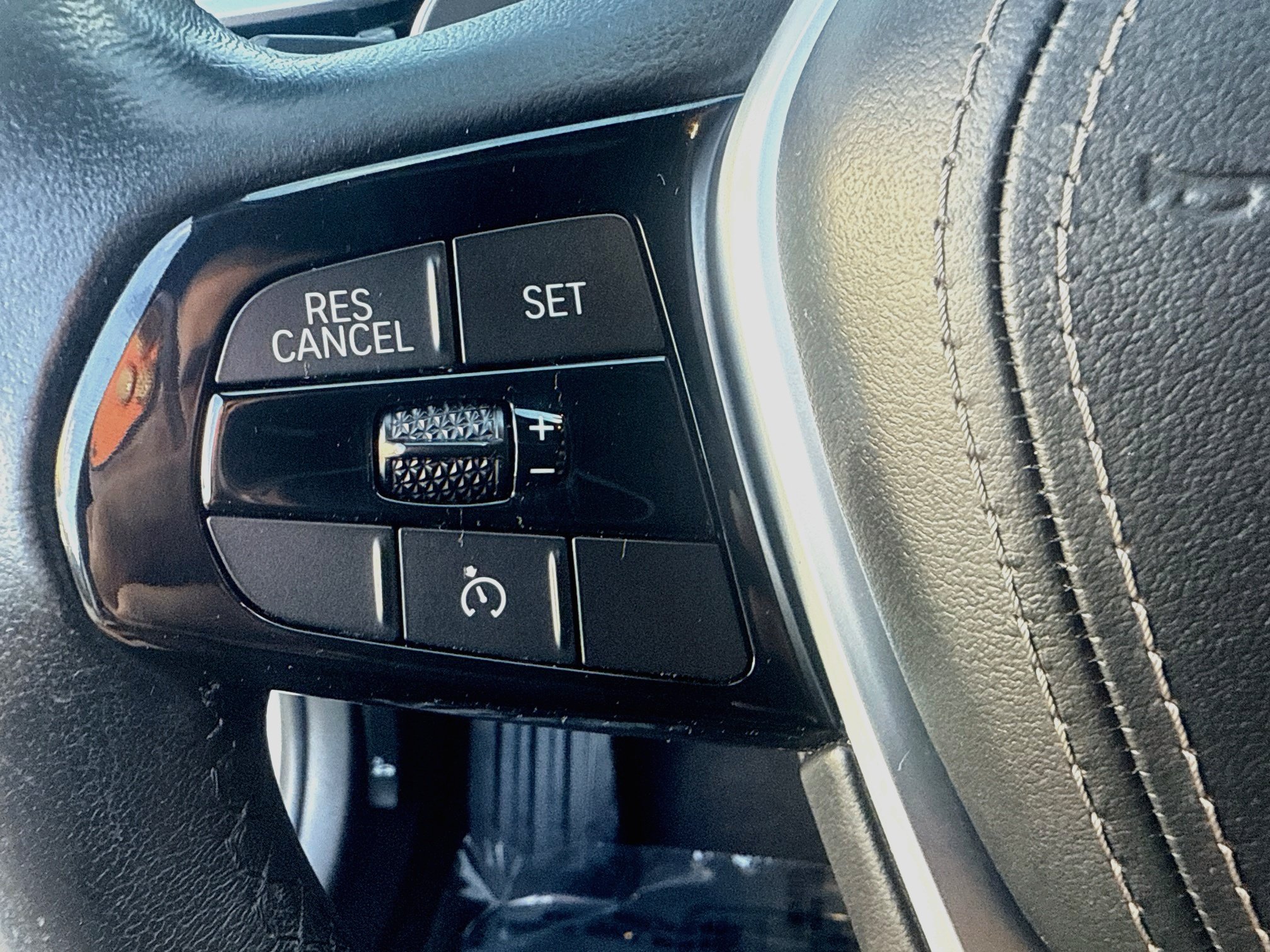 Used 2020 BMW 530i RWD image 37
