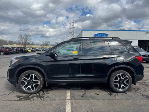 Used 2023 Honda Passport Elite image 5